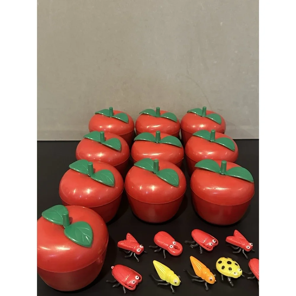 Plastic Red Apples Party Fun‎ Toy & Bugs